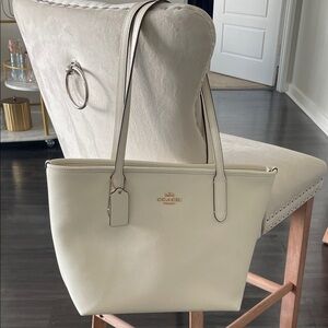 Coach Ivory Leather Tote Bag
